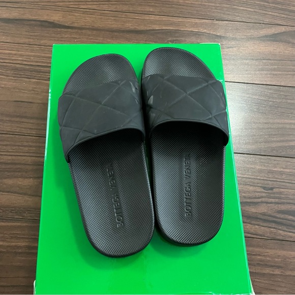 Bottega Veneta Black Sandals - Picture 12 of 16